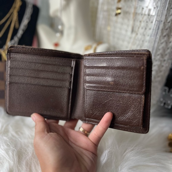 2 Louis Vuitton Mens Wallet - Picture 10 of 12